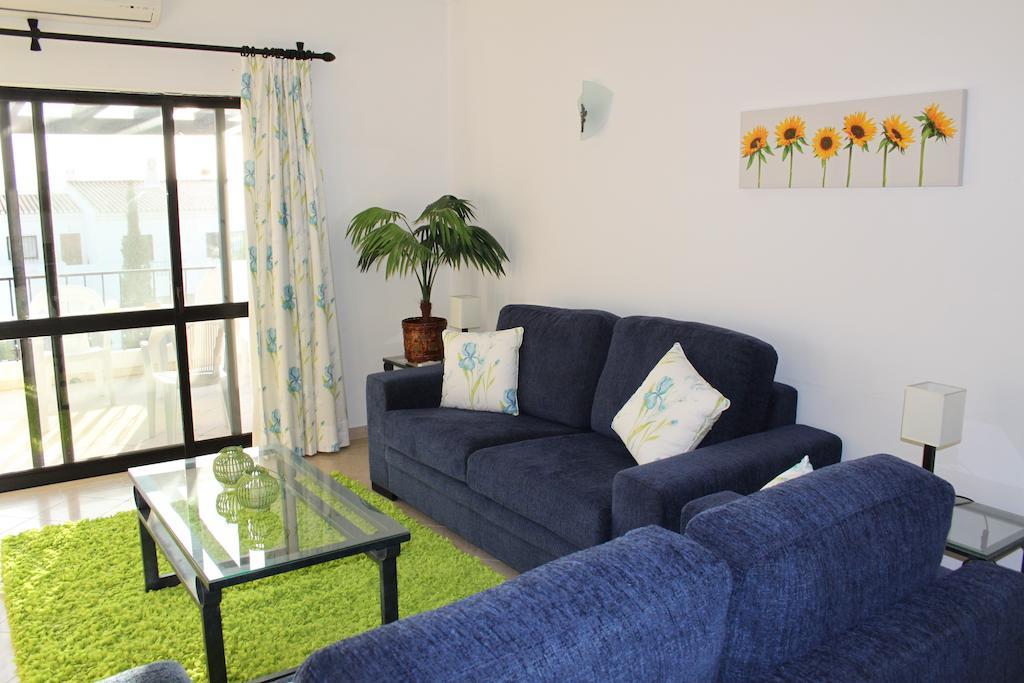 Alto Club Apartments Алвор Номер фото